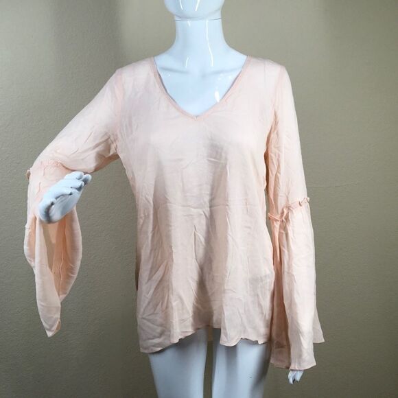 BP. Bell Sleeve Blouse C3 - Picture 1 of 6